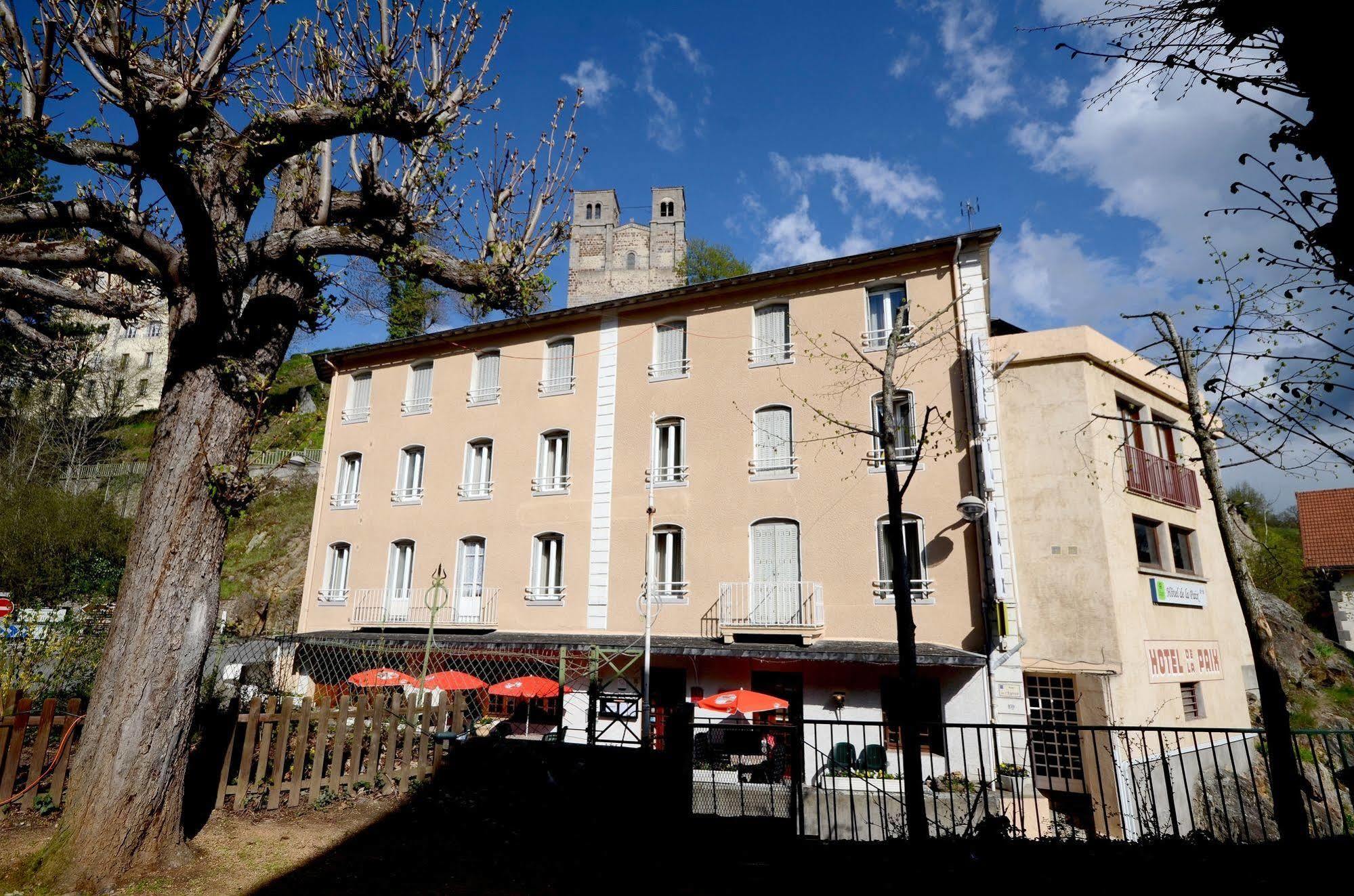 Logis Hotel De La Paix Saint-Nectaire Exterior foto